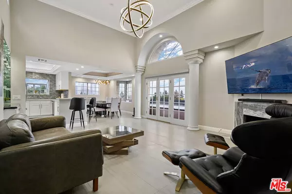 10627 Ashton AVE #302, Los Angeles, CA 90024