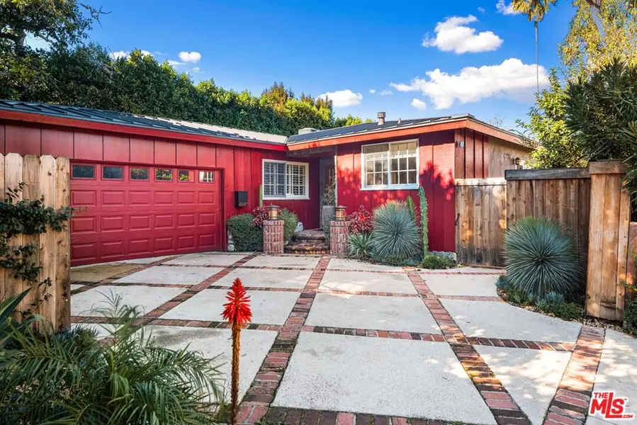 4247 Sespe AVE, Sherman Oaks, CA 91403