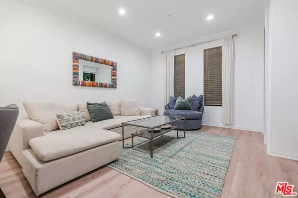 Playa Vista, CA 90094,5625 Crescent Park #126