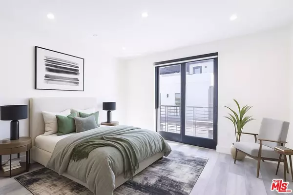 Los Angeles, CA 90066,11800 Courtleigh DR #404