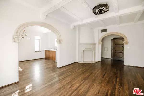 1302 N Sweetzer AVE #203, West Hollywood, CA 90046