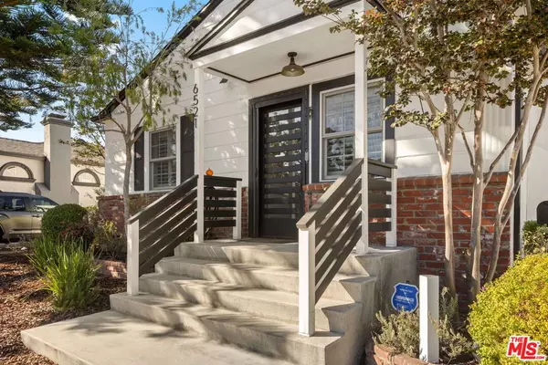 Los Angeles, CA 90045,6521 W 81st ST