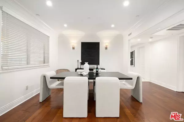 Los Angeles, CA 90049,11749 Goshen AVE #102