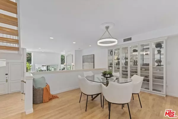 Beverly Hills, CA 90212,9501 W Olympic BLVD