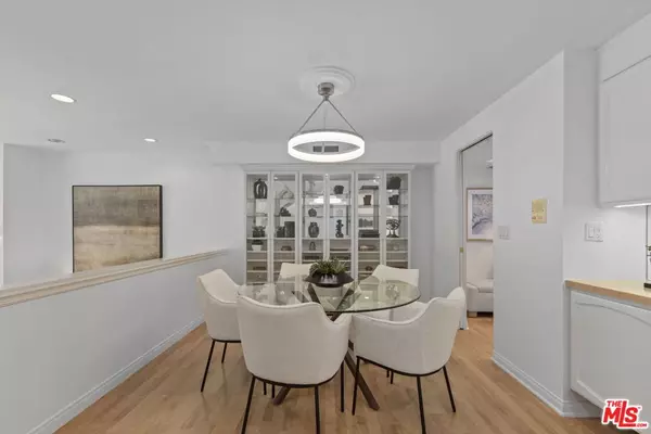 Beverly Hills, CA 90212,9501 W Olympic BLVD