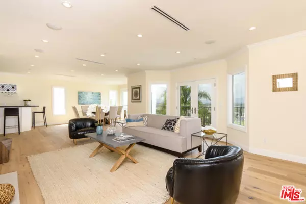 Sherman Oaks, CA 91423,3970 MURIETTA AVE