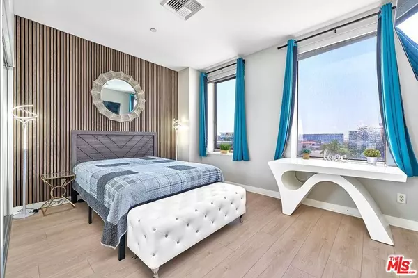 Los Angeles, CA 90010,3810 Wilshire BLVD #408