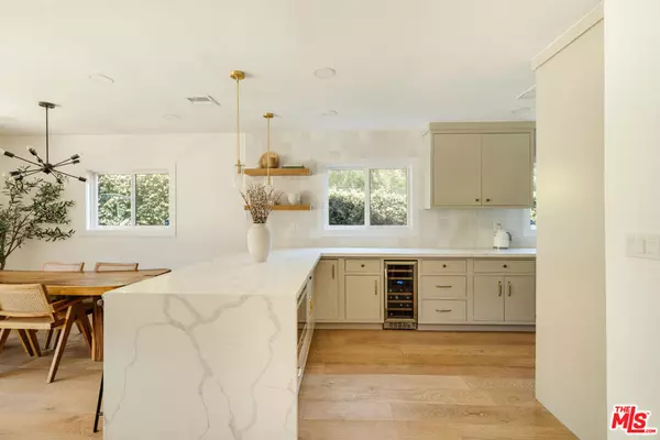 13211 Cumpston ST, Sherman Oaks, CA 91401