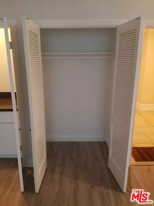 Santa Monica, CA 90403,827 2ND ST #106