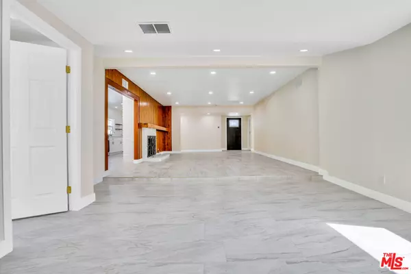 Reseda, CA 91335,18800 Cohasset ST