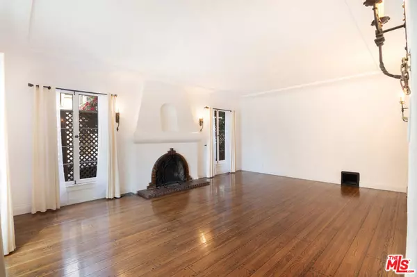 Los Angeles, CA 90048,6329 W 6TH ST