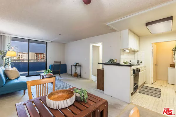 Los Angeles, CA 90012,222 S Central AVE #315