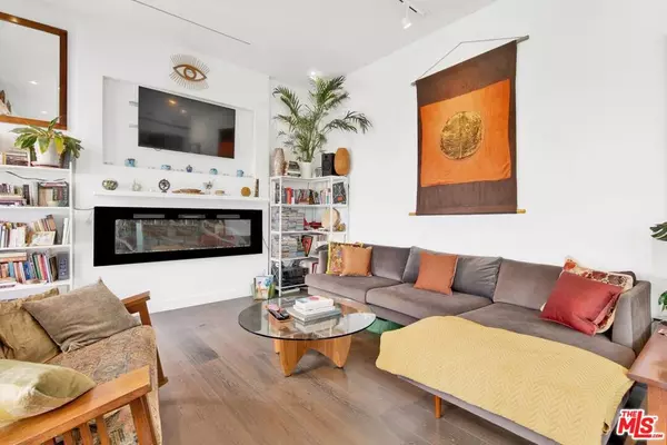 Los Angeles, CA 90032,4839 Seldner AVE