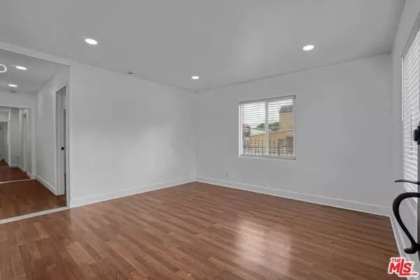 Los Angeles, CA 90031,120 N Avenue 25