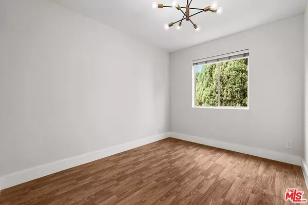 West Hollywood, CA 90046,1031 N Laurel AVE #6