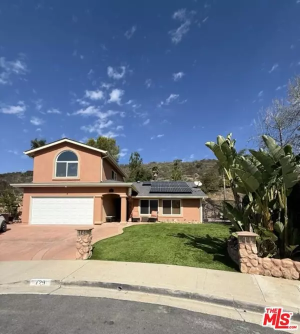 729 Kenmore CIR, Newbury Park, CA 91320