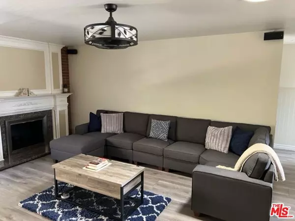 Newbury Park, CA 91320,729 Kenmore CIR