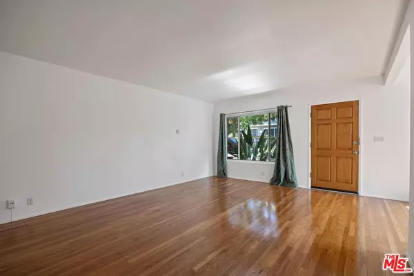 Los Angeles, CA 90042,1451 Armadale AVE