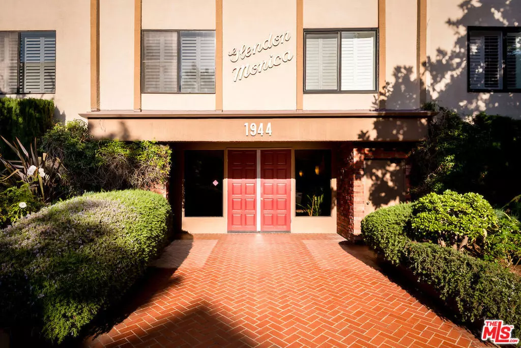 Los Angeles, CA 90025,1944 Glendon AVE #309