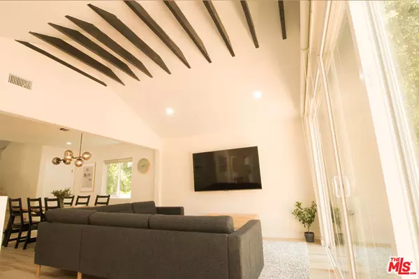 West Hollywood, CA 90069,9042 Phyllis AVE #A