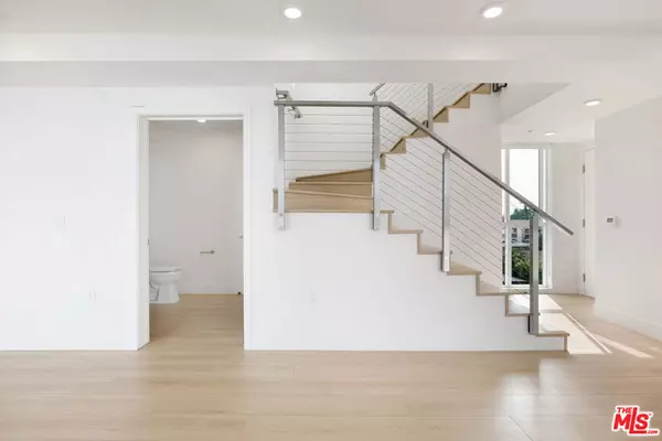 Cypress, CA 90630,8561 Belmont ST #5