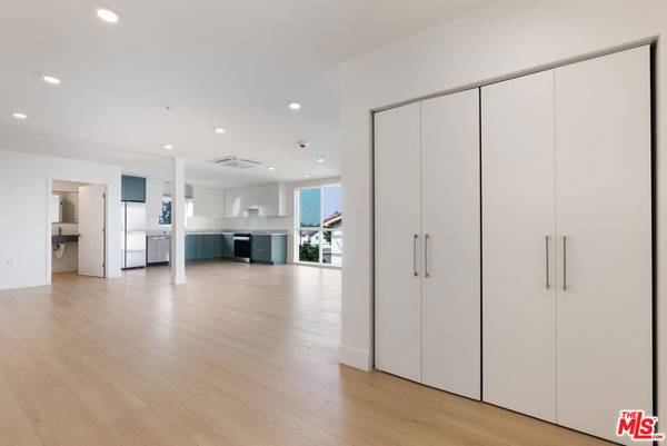 Cypress, CA 90630,8561 Belmont ST #8