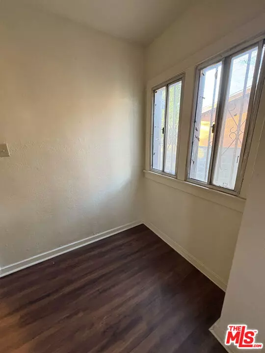 Los Angeles, CA 90043,5340 2nd AVE