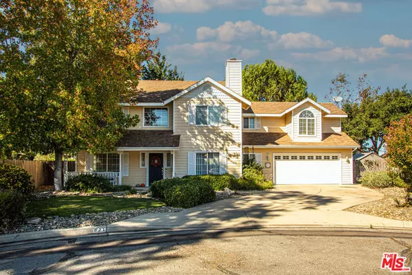 821 Coiner CT, Los Alamos, CA 93440