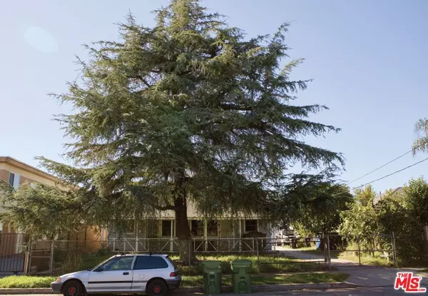 North Hollywood, CA 91605,6833 Simpson AVE