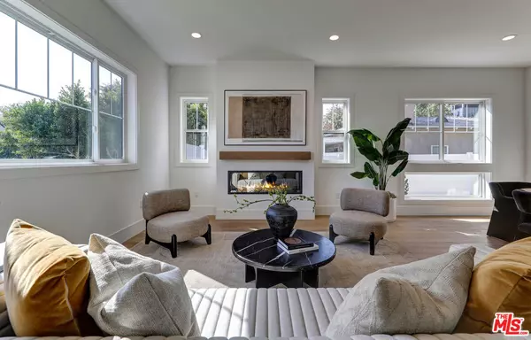 Valley Village, CA 91607,11729 Hartsook ST