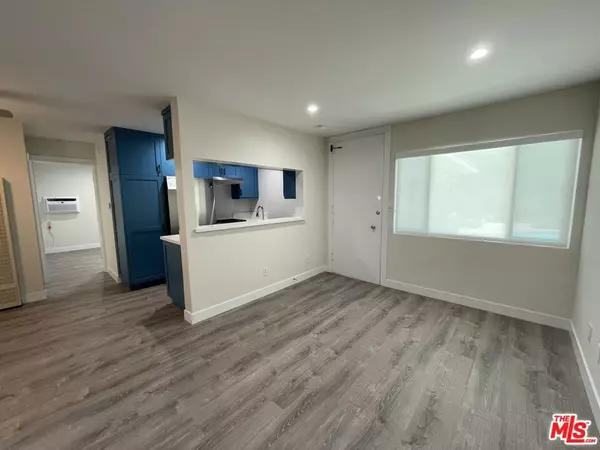 27 Anchorage ST #B, Marina Del Rey, CA 90292