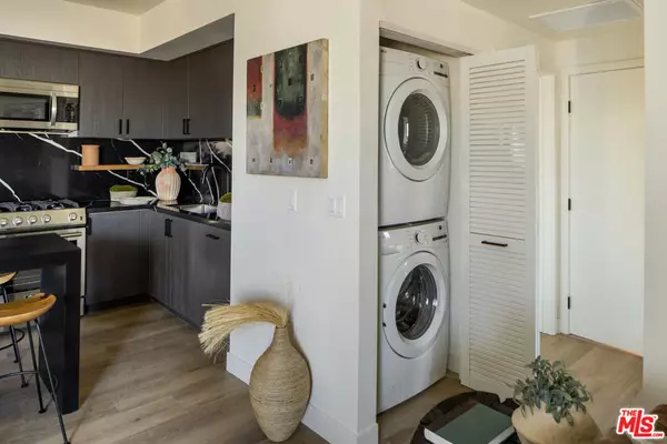 Los Angeles, CA 90019,1110 S Spaulding AVE #503