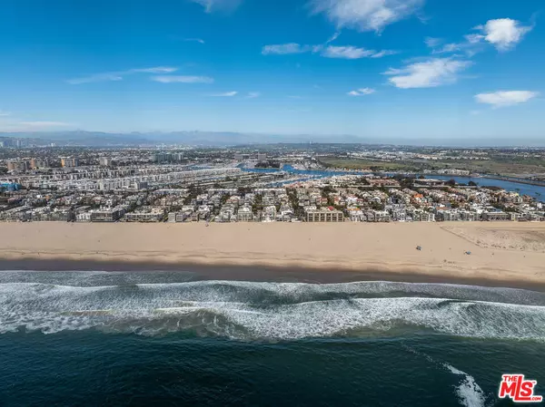 Marina Del Rey, CA 90292,4818 Roma CT