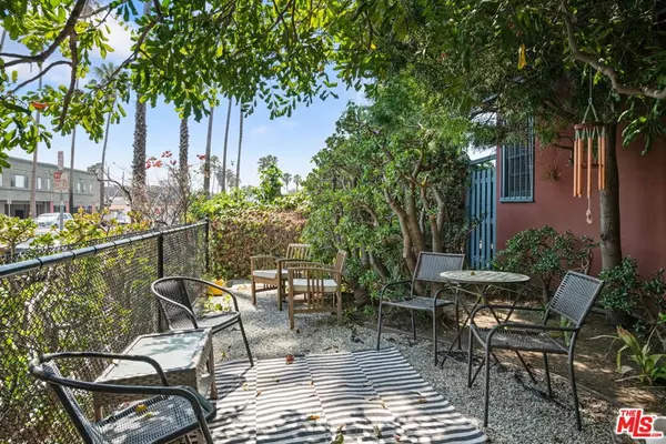 Santa Monica, CA 90404,1338 19th ST