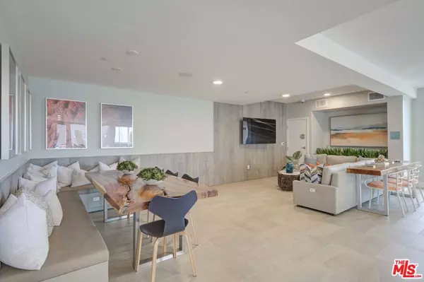 Ventura, CA 93001,160 S Ventura AVE #126-217