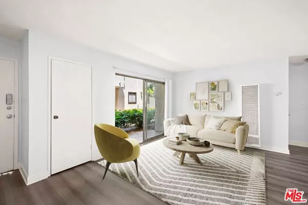 Tarzana, CA 91356,18530 Hatteras ST #115