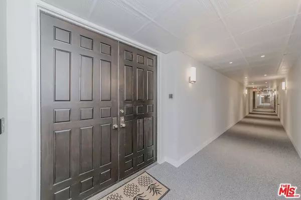 Los Angeles, CA 90010,4460 Wilshire BLVD #705