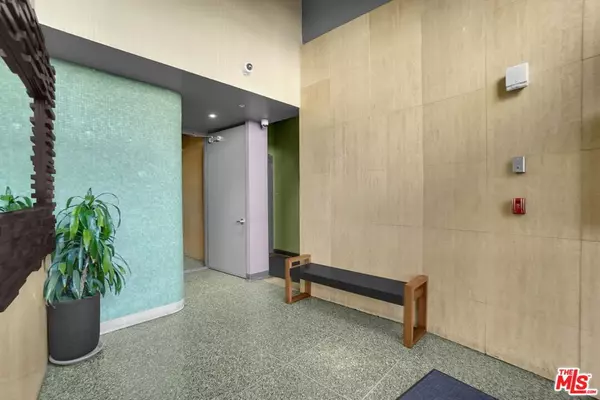 Los Angeles, CA 90014,746 S Los Angeles ST #707