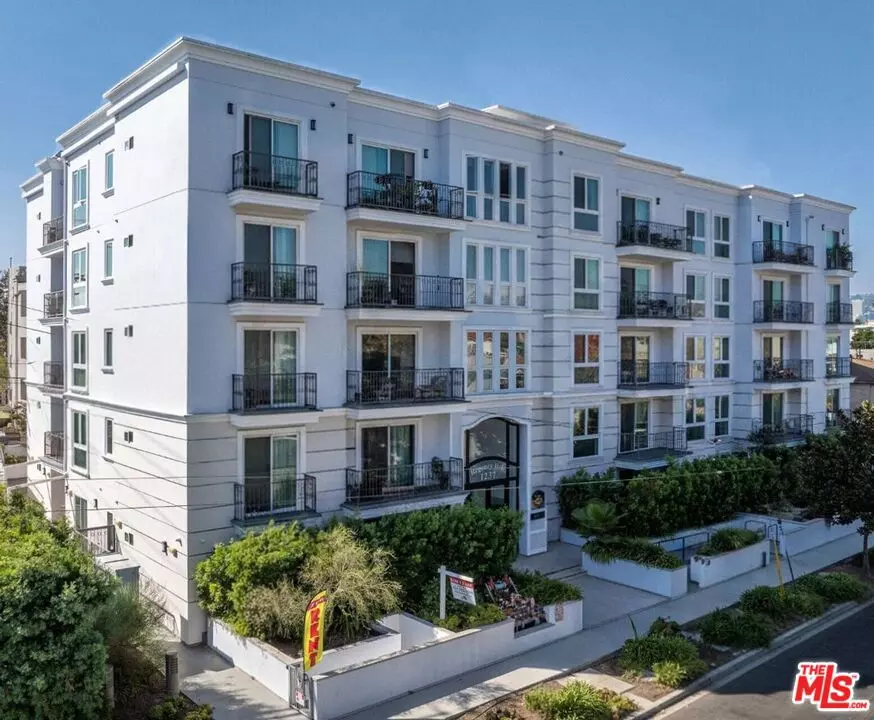 Los Angeles, CA 90035,1237 S Holt AVE #506