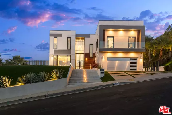 Tarzana, CA 91356,4338 Gayle Dr