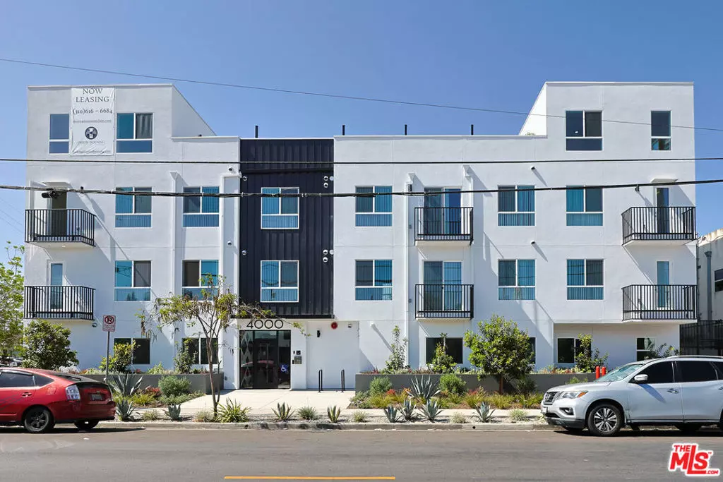 Los Angeles, CA 90018,4000 Montclair #201