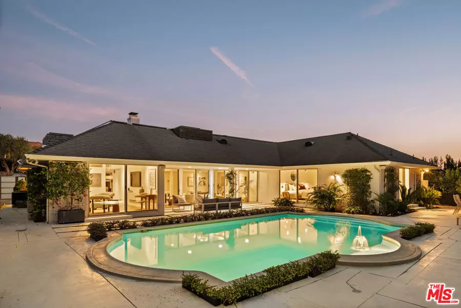 2143 N Hobart BLVD, Los Angeles, CA 90027