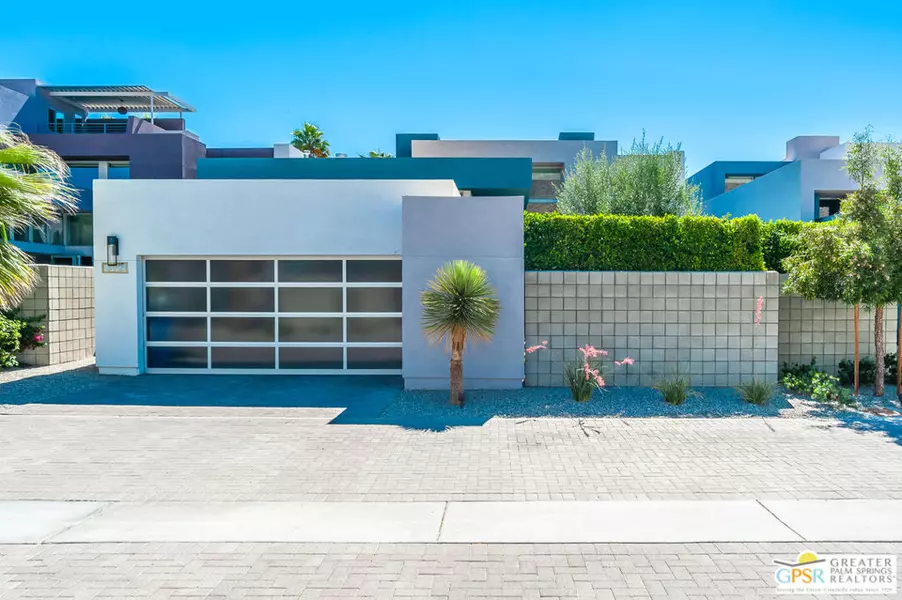 392 Suave LN, Palm Springs, CA 92262