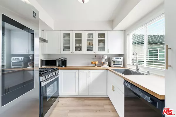 Diamond Bar, CA 91765,1120 Cleghorn DR #G