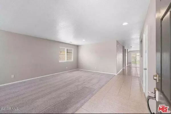 Lancaster, CA 93535,3057 Kilt CT