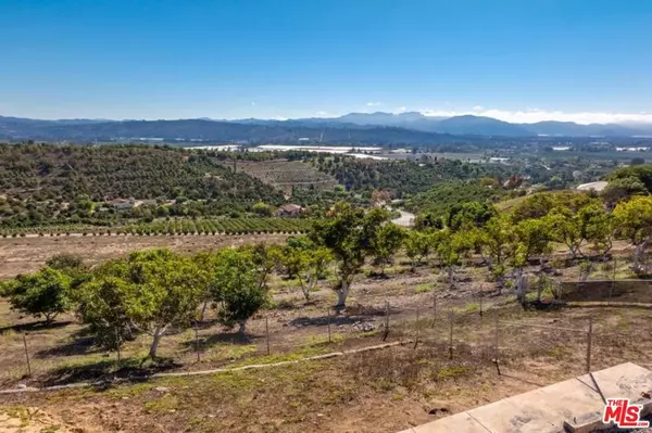 Somis, CA 93066,6312 Ridgecrest LN