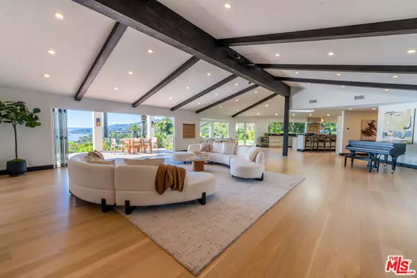 Malibu, CA 90265,21607 Rambla Vista