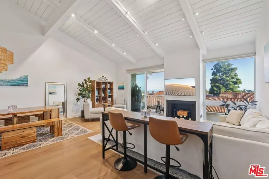 28266 Rey De Copas LN, Malibu, CA 90265
