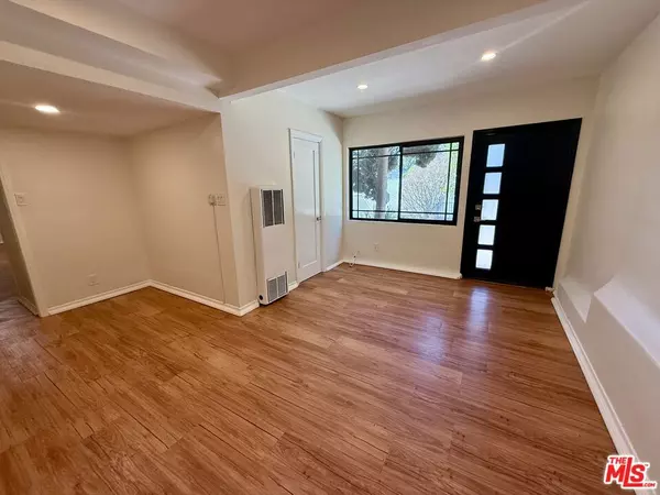 Los Angeles, CA 90068,1926 1/2 Hillcrest RD