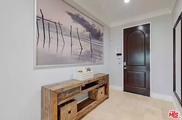 Santa Clarita, CA 91350,19320 Carranza LN